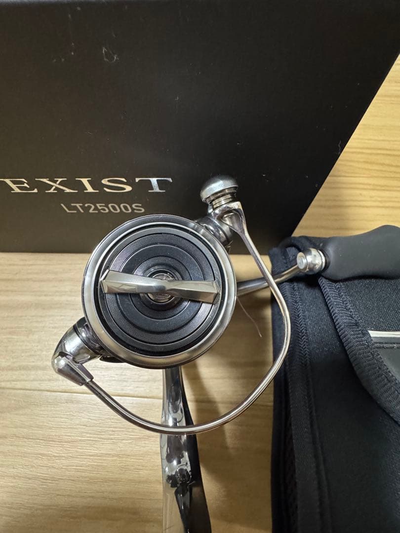 リール DAIWA EXIST LT2500S