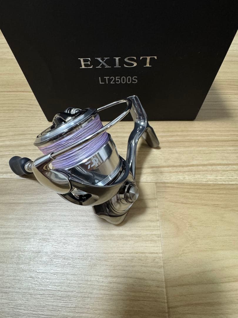 リール DAIWA EXIST LT2500S