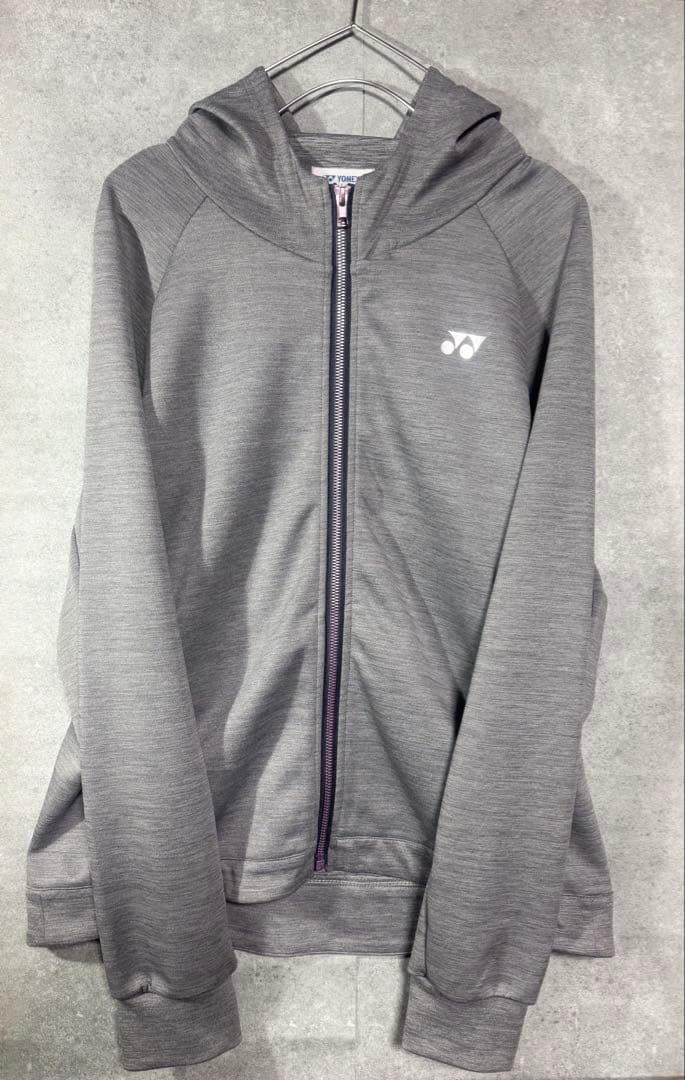 【超美品1点限り】ヨネックス ジップアップパーカー ウォームアップLサイズグレー