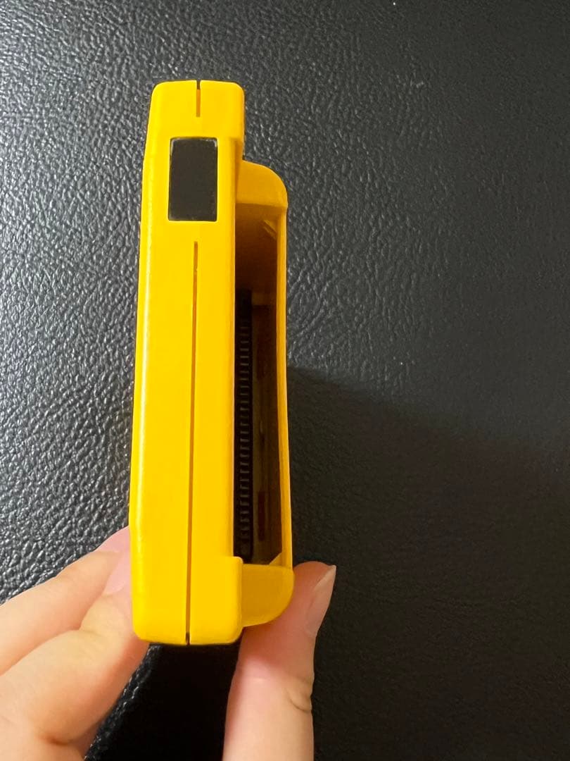 ゲームボーイカラー　ポケモンデザイン　正規品