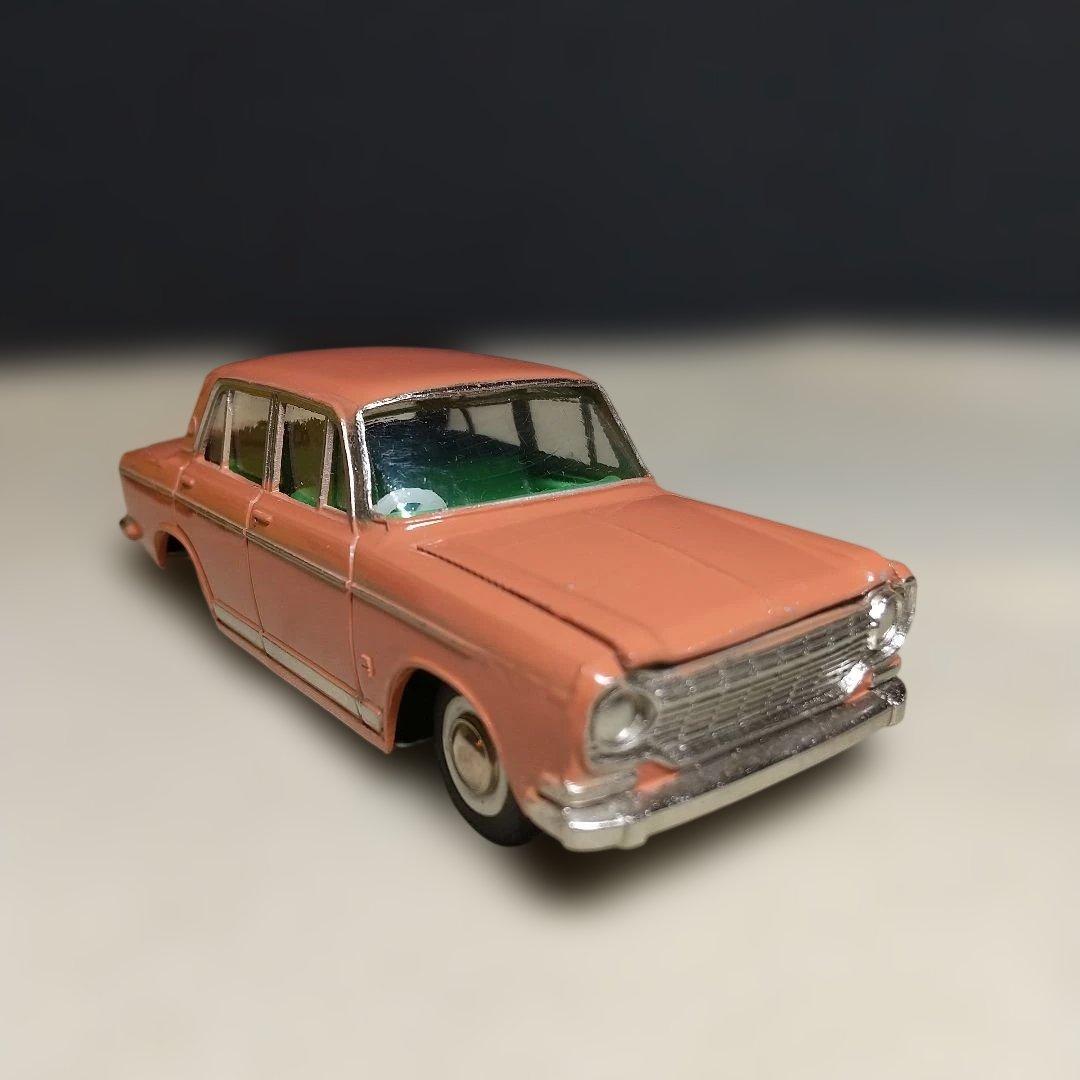 大盛屋　三菱・コルト・1000