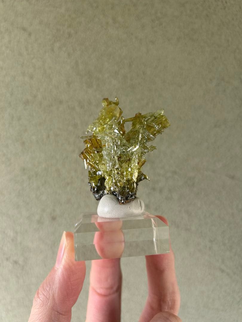 売り切り Zincite ジンカイト 黄緑色結晶 天然石 原石 秘蔵品