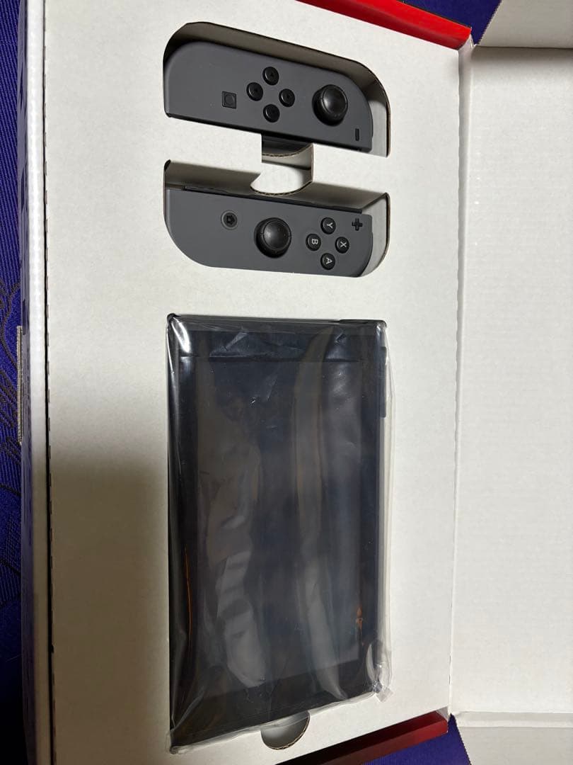 Nintendo Switch ニンテンドー　スイッチ　本体　グレー