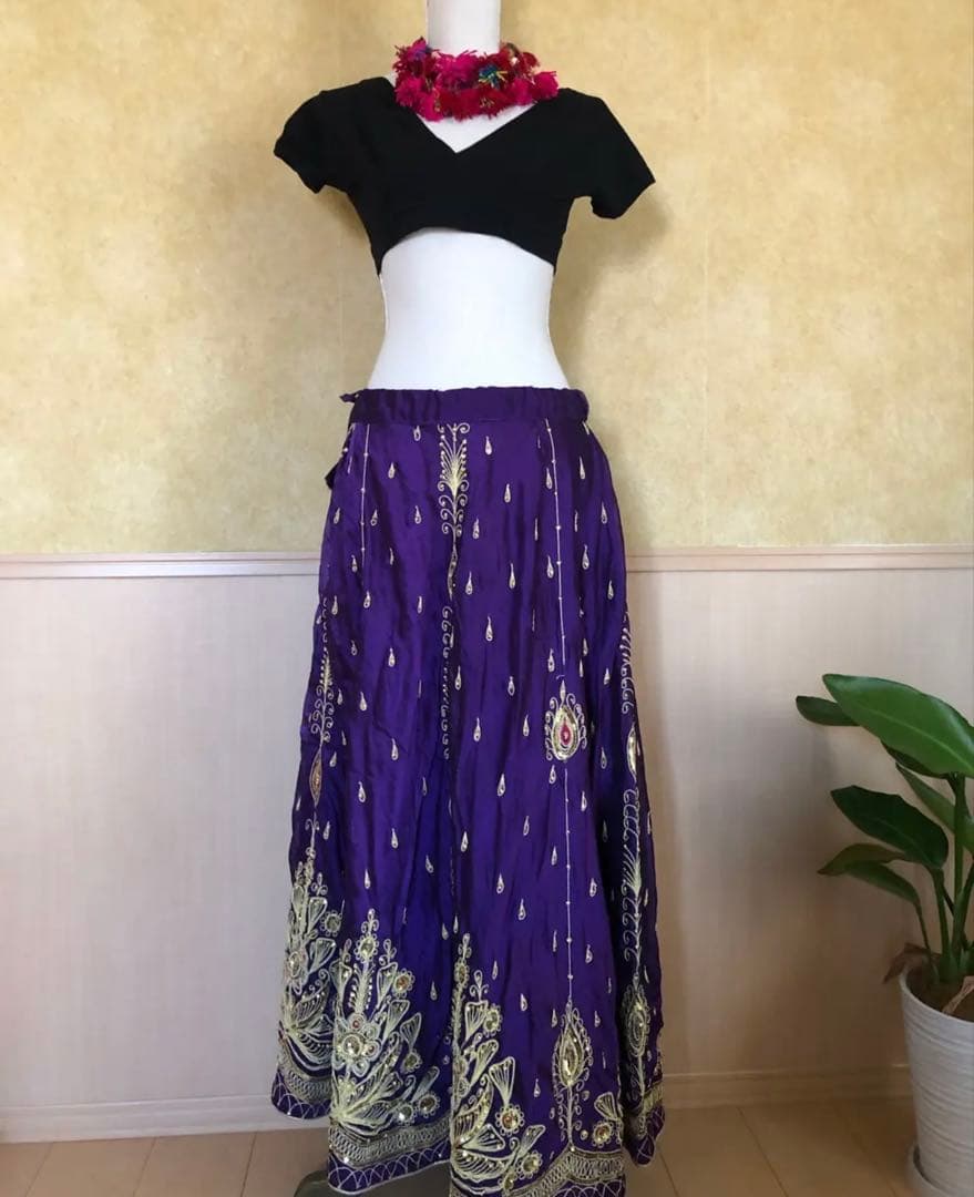 豪華刺繍　パープル　ロングスカート