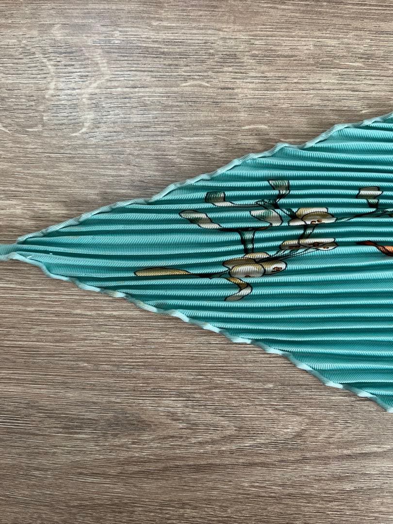 エルメスプリーツスカーフ（箱なし）