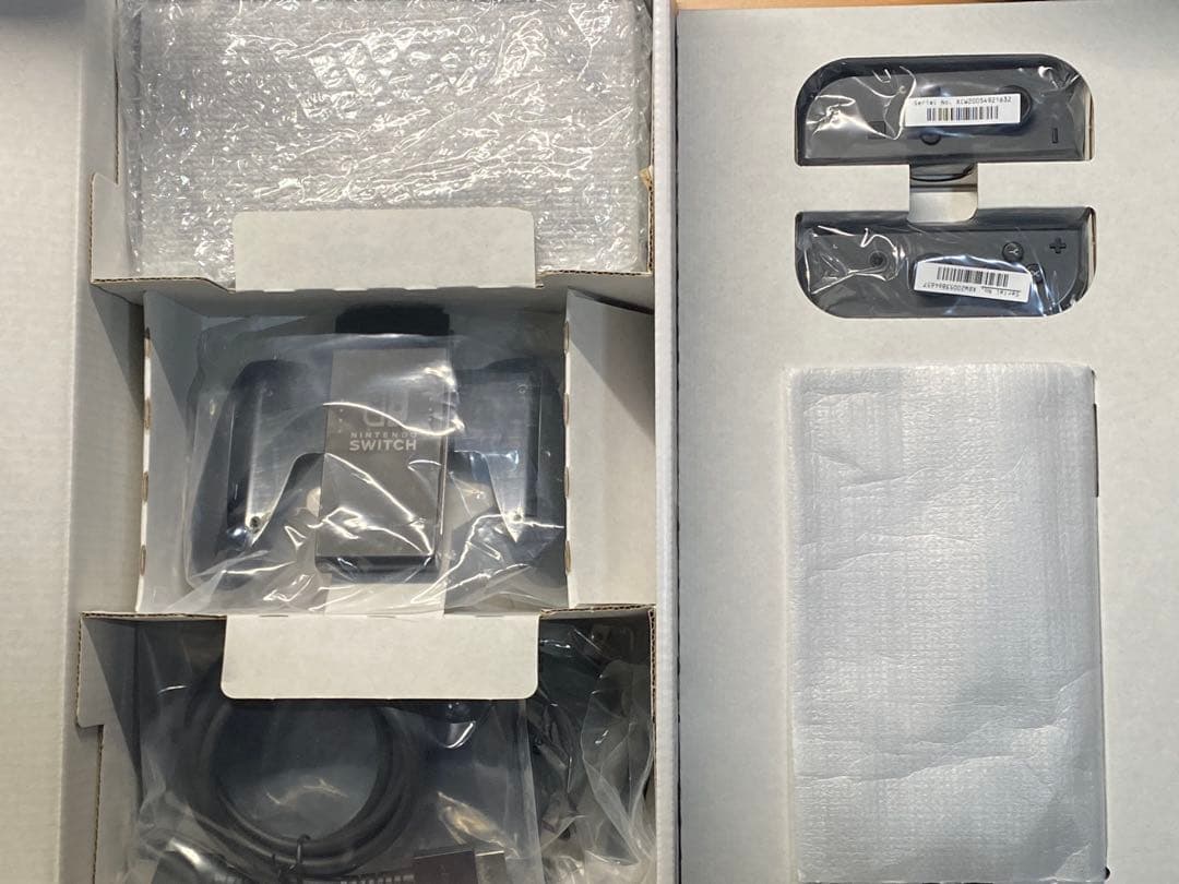 【美品】ニンテンドースイッチ　グレー　※説明欄必読