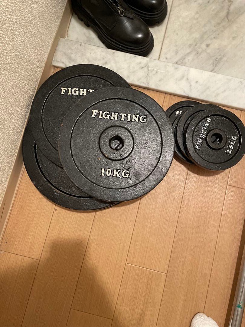 【ファイティングロード】 トレーニングベンチとウエイトプレートセット