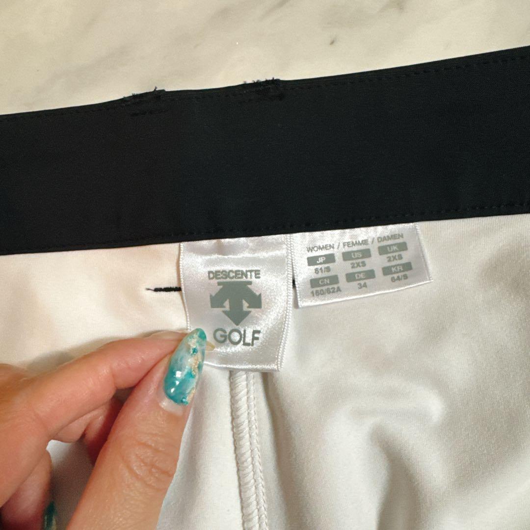 【DESCENTE】インナー付きスカート