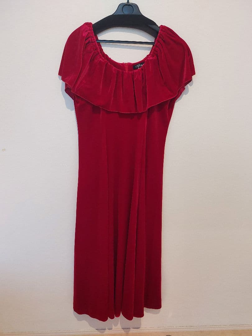 フラダンス　ベロア胸元フリルドレス レッド LL