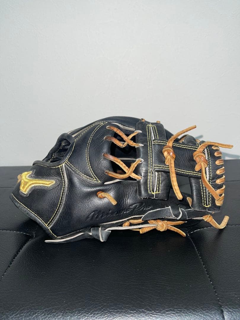 ミズノプロ　坂本モデル　軟式内野用　黒