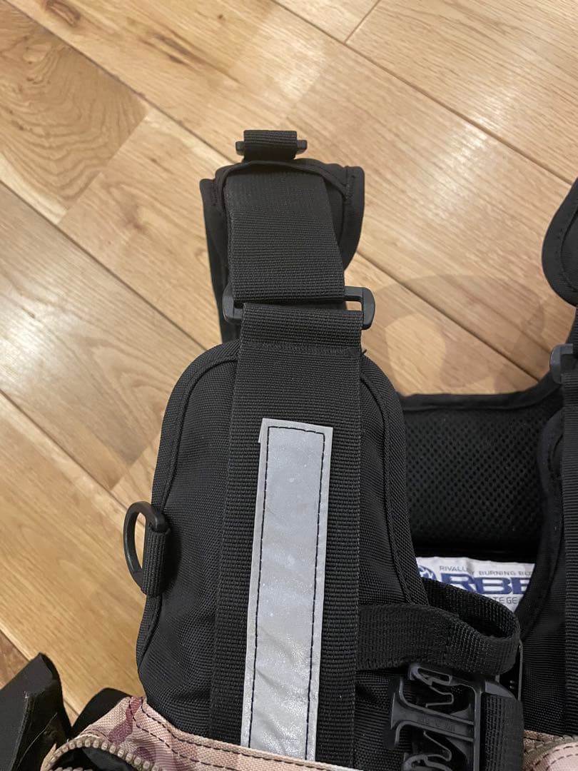 RBB ゲームベスト 迷彩　ウエストベルト付き、リーニアロッドホルダー