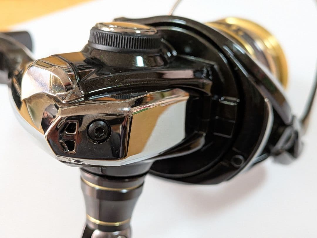 美品 : シマノリール・18カーディフCI4+1000s ／傷・汚れナシ