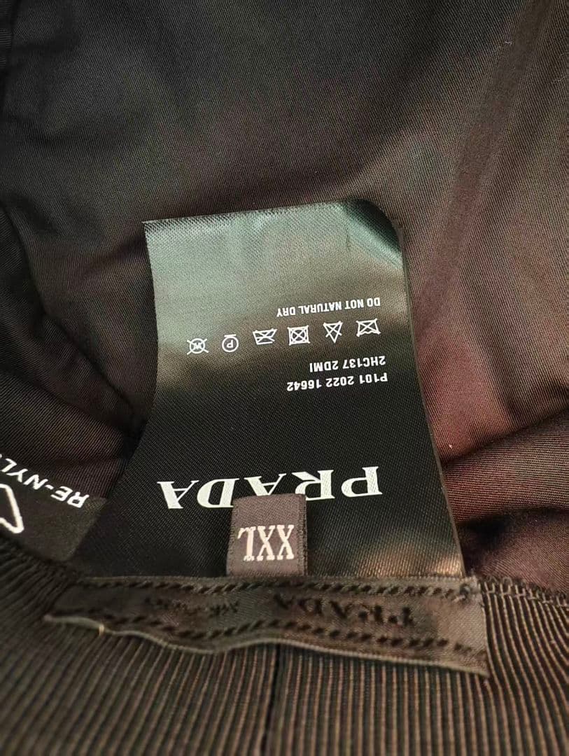 PRADA プラダ新品同様 ブラック バケットハット XXL