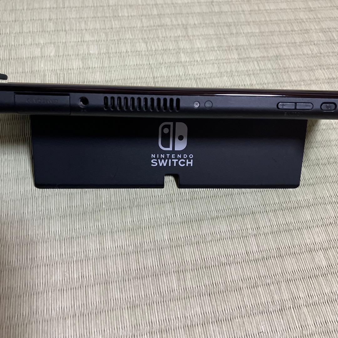 Nintendo Switch有機ELモデル　ホワイト　SDカード付(128)