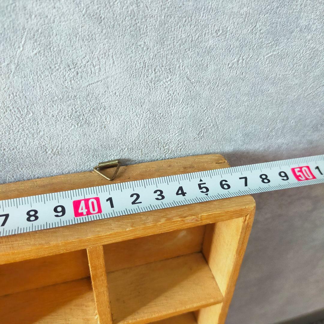 ウォールシェルフ　縦6×横7　48マス　飾り棚　壁掛け　コレクションラック　木