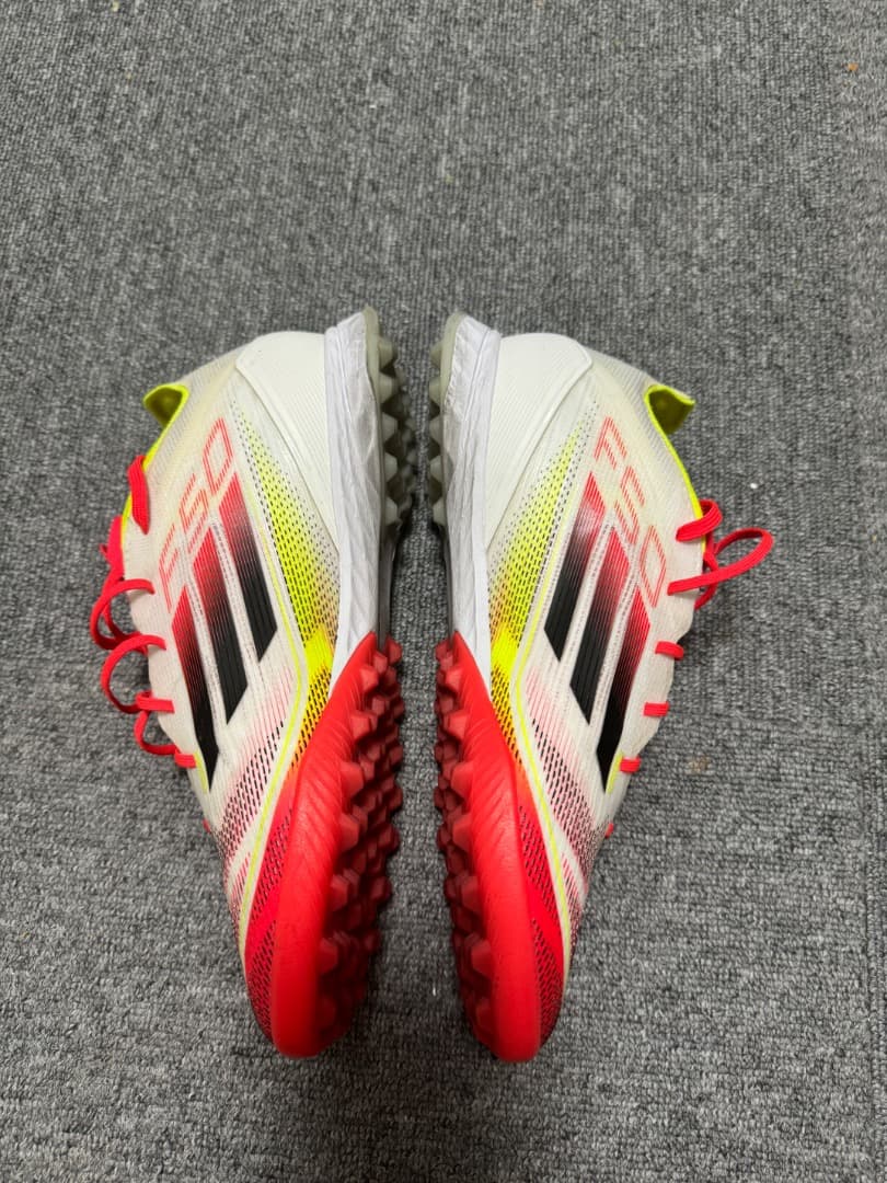 シューズ Addias F50 PRO TF 25CM