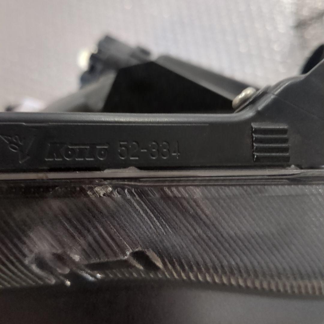 シエンタ　ヘッドライト右