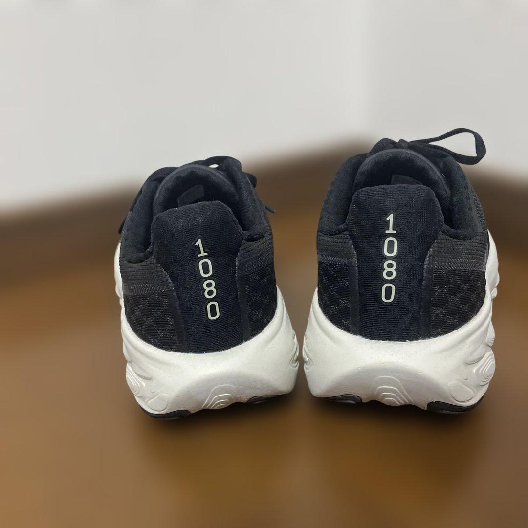 ニューバランス　M1080B14 26cm 2E