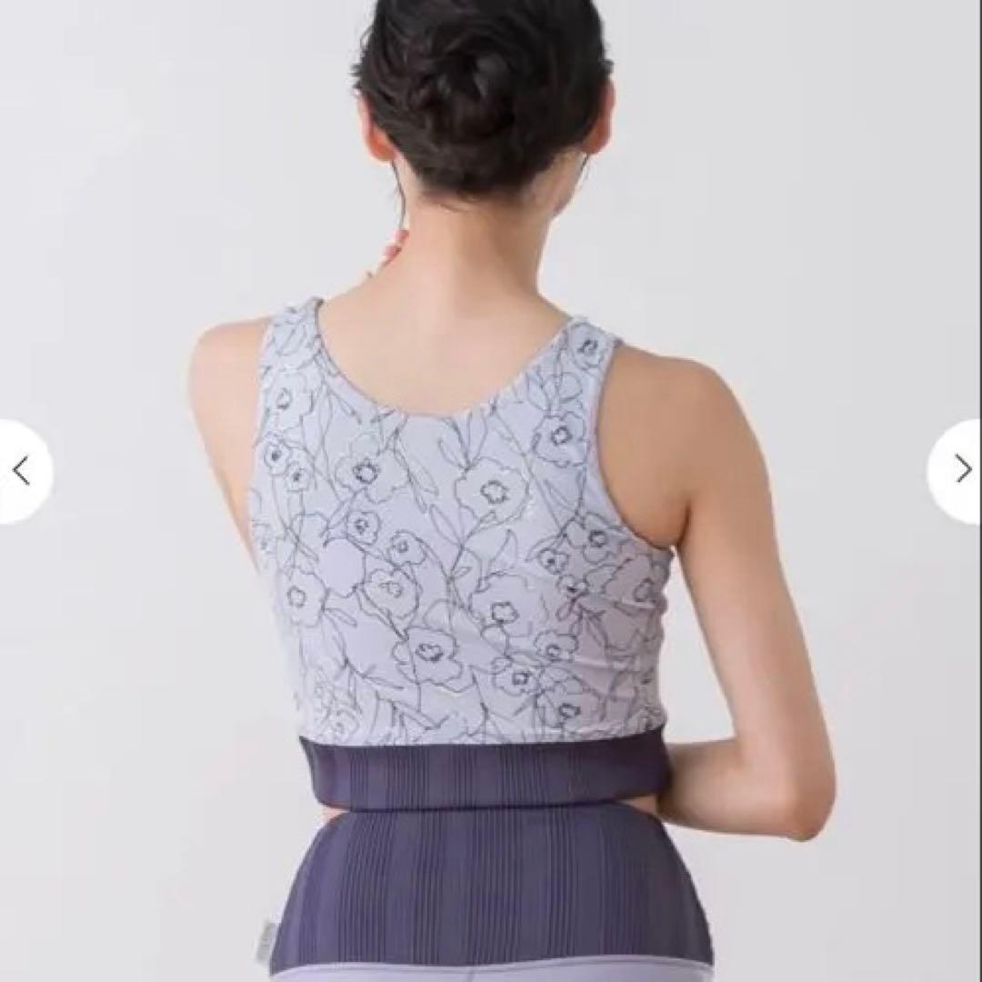 【SUKALA】新品未使用　ドローイングフラワーショートタンクトップ　Mサイズ