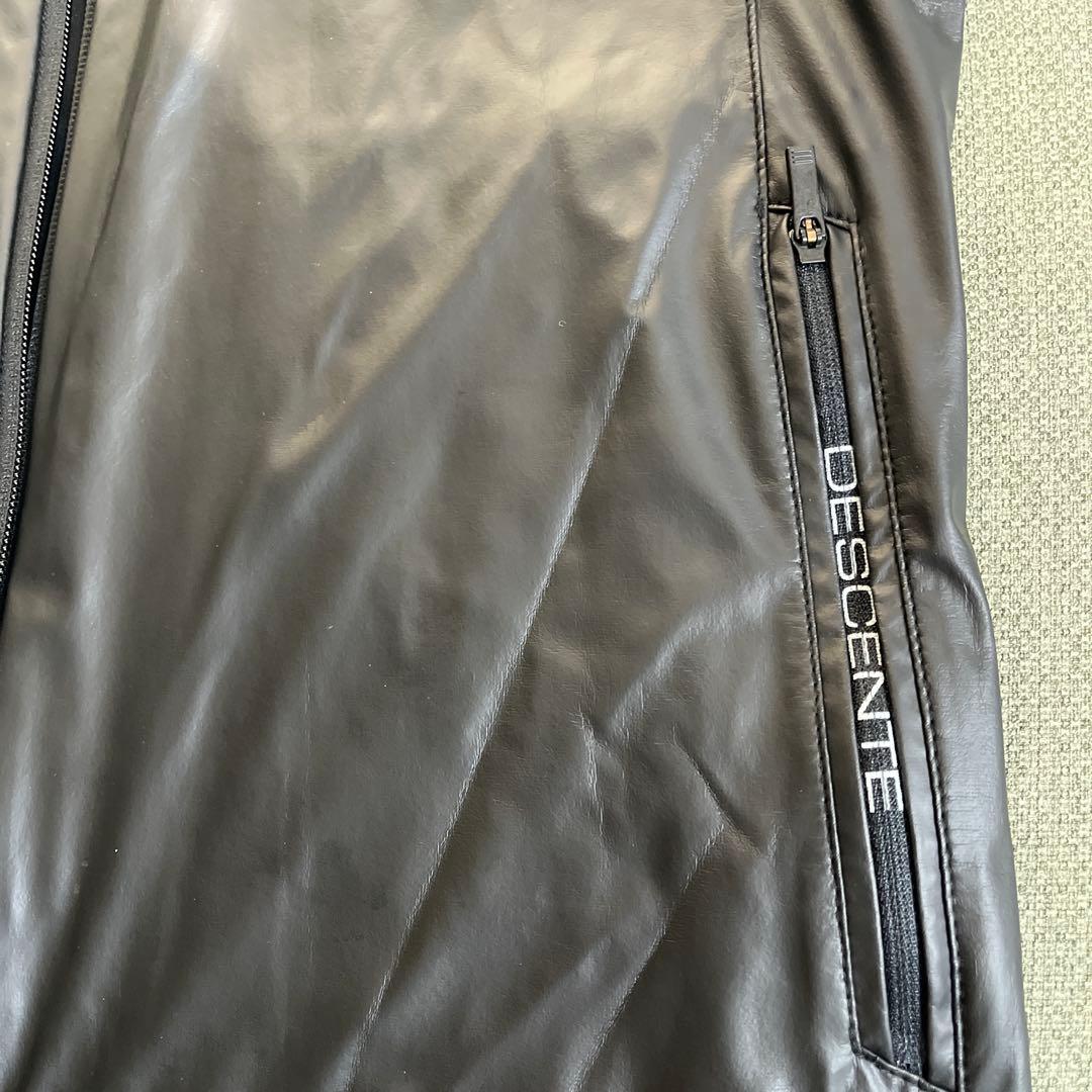 DESCENTE ゴルフウェア