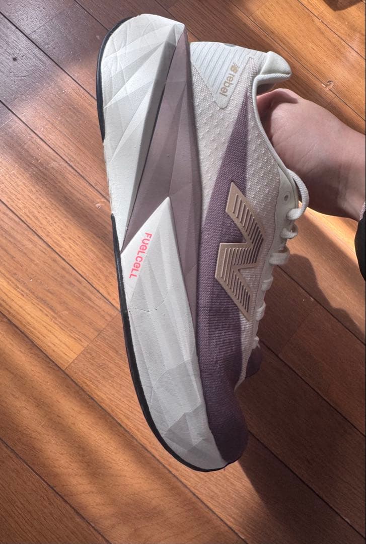 スパイク・シューズ New Balance FuelCell Rebel v5 23.5cm 2E