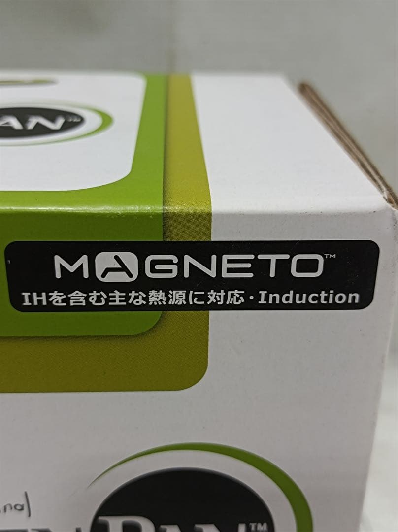 八7147【未使用品】GREEN PAN ソースパン 蓋付き 16㎝