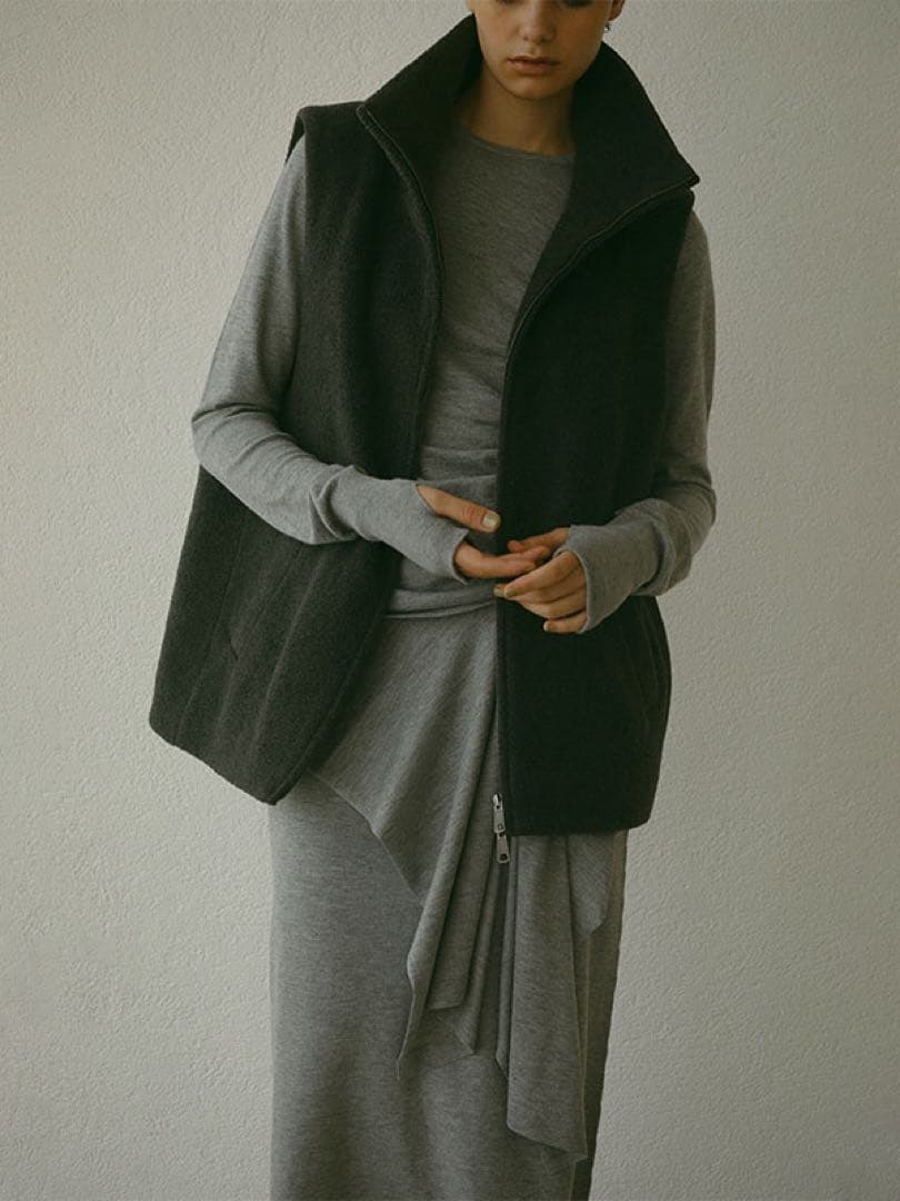 り*中様 ETRE TOKYO 完売 メルトンフリースベスト アウター 羽織り