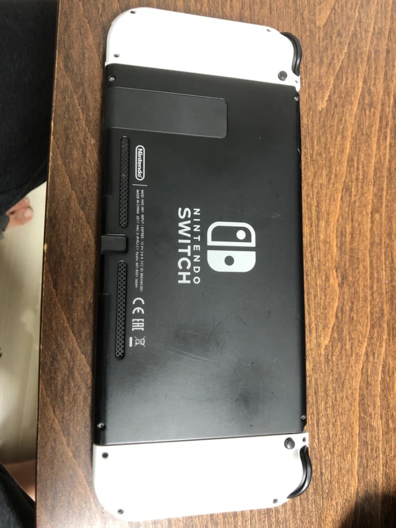 Nintendo Switch 本体　ホワイト