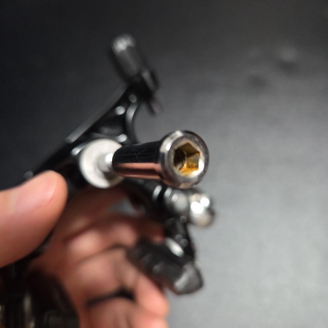 Shimano 105 キャリパーブレーキ BR-R7000 パッド付き