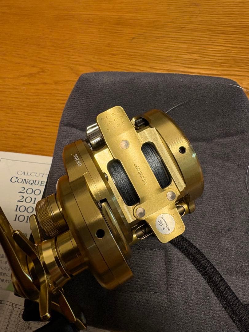 シマノ カルカッタコンクエスト 201 14 LEFTハンドル