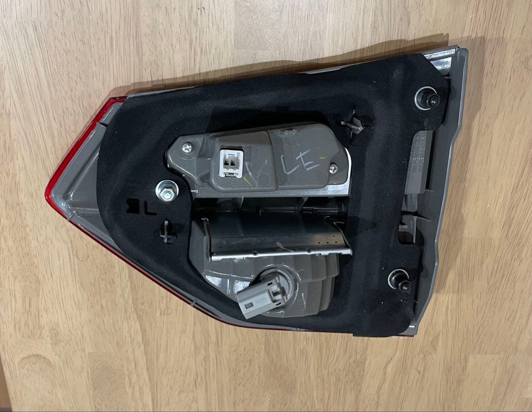 フリード　テールランプ 4灯化　GB 左右