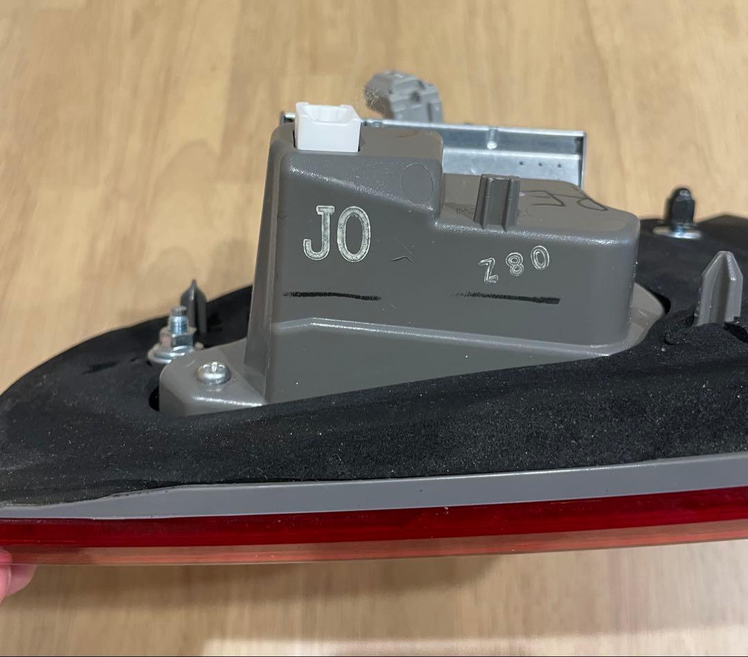 フリード　テールランプ 4灯化　GB 左右