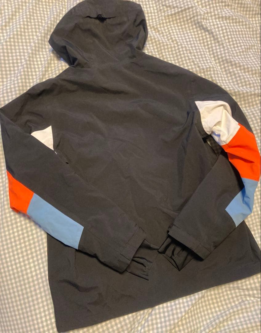 ノマディック　NOMADIK マウンテンパーカー XL ウエア
