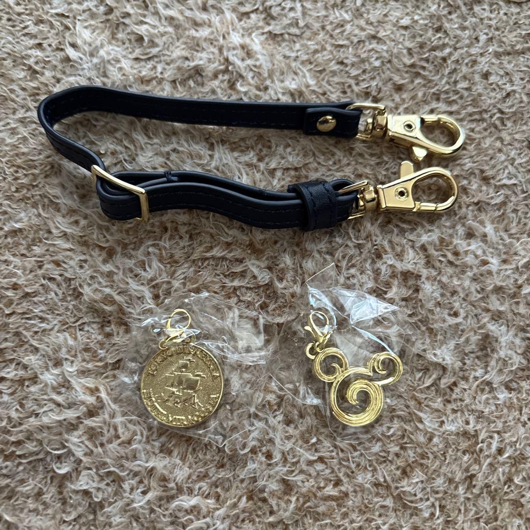 Disney ミラコスタ限定品　本革キーケース 非売品