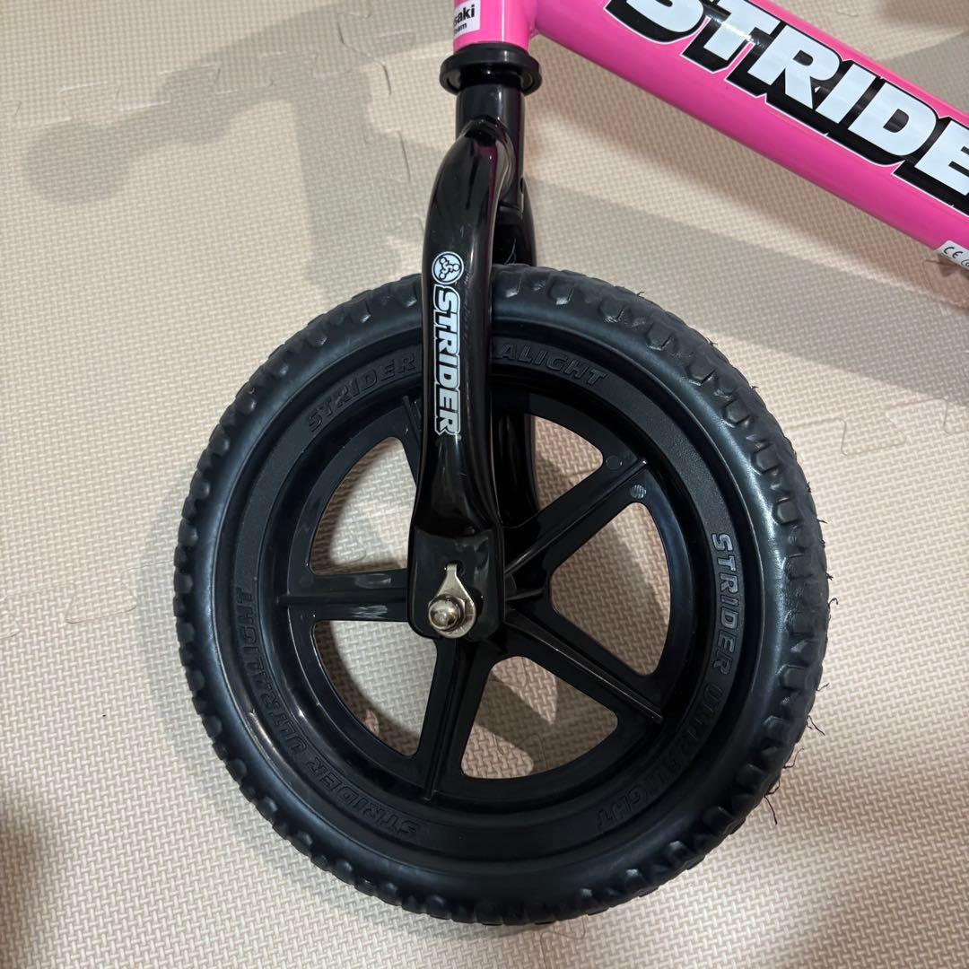 ストライダー　スポーツ　ピンク