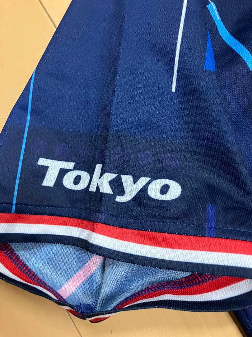 村上宗隆　東京ヤクルトスワローズ　クルー　ユニフォーム　侍ジャパン　WBC