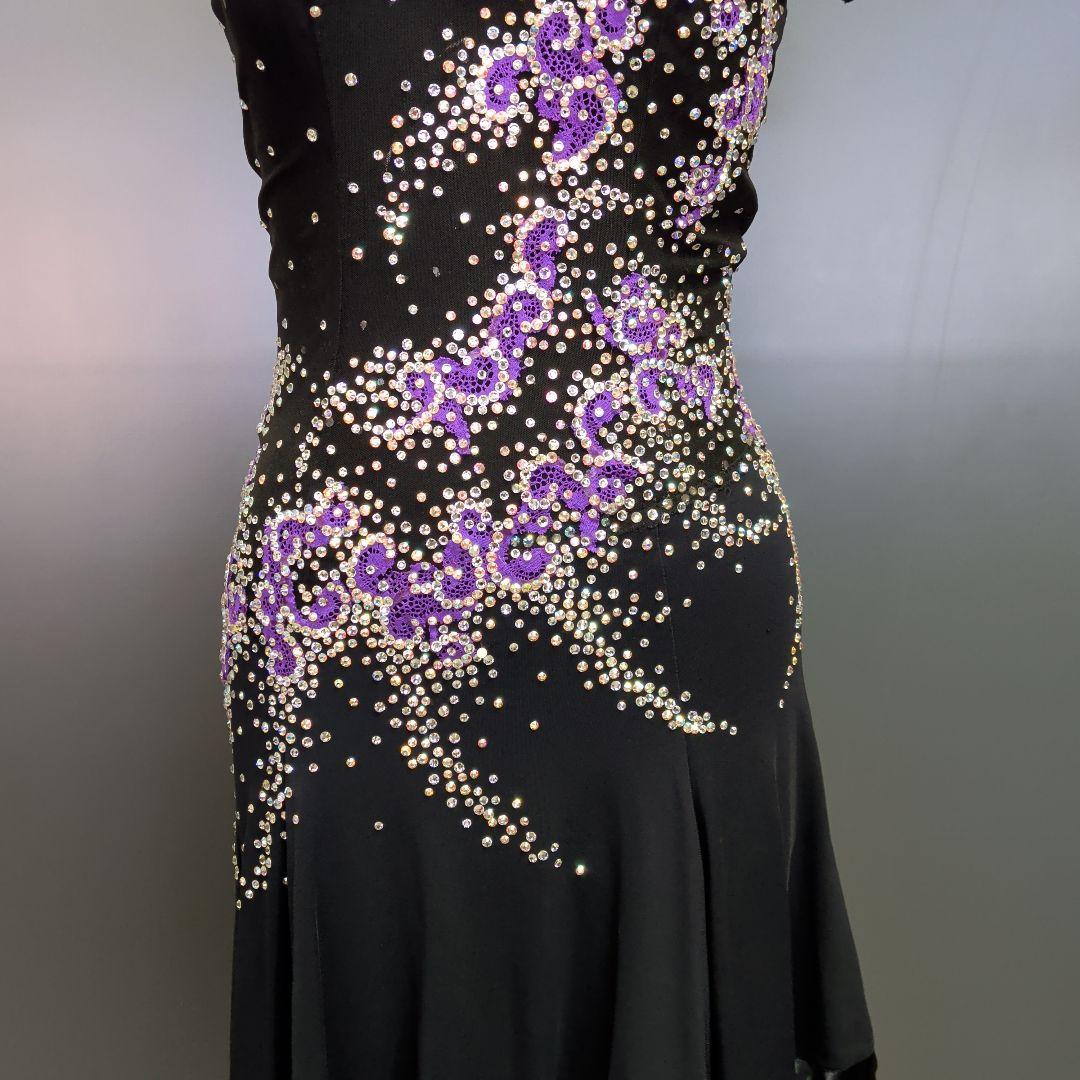 社交ダンス用ラテンドレス 黒と紫ラインストーン、タカダンスSサイズ