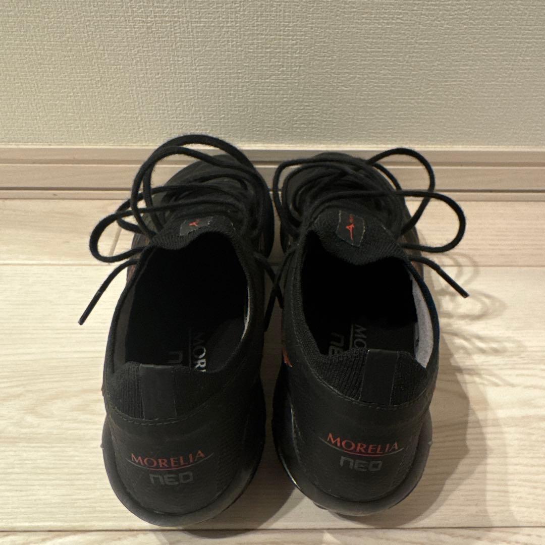 Mizuno Morelia NeoIV ブラック×ルビーレッド
