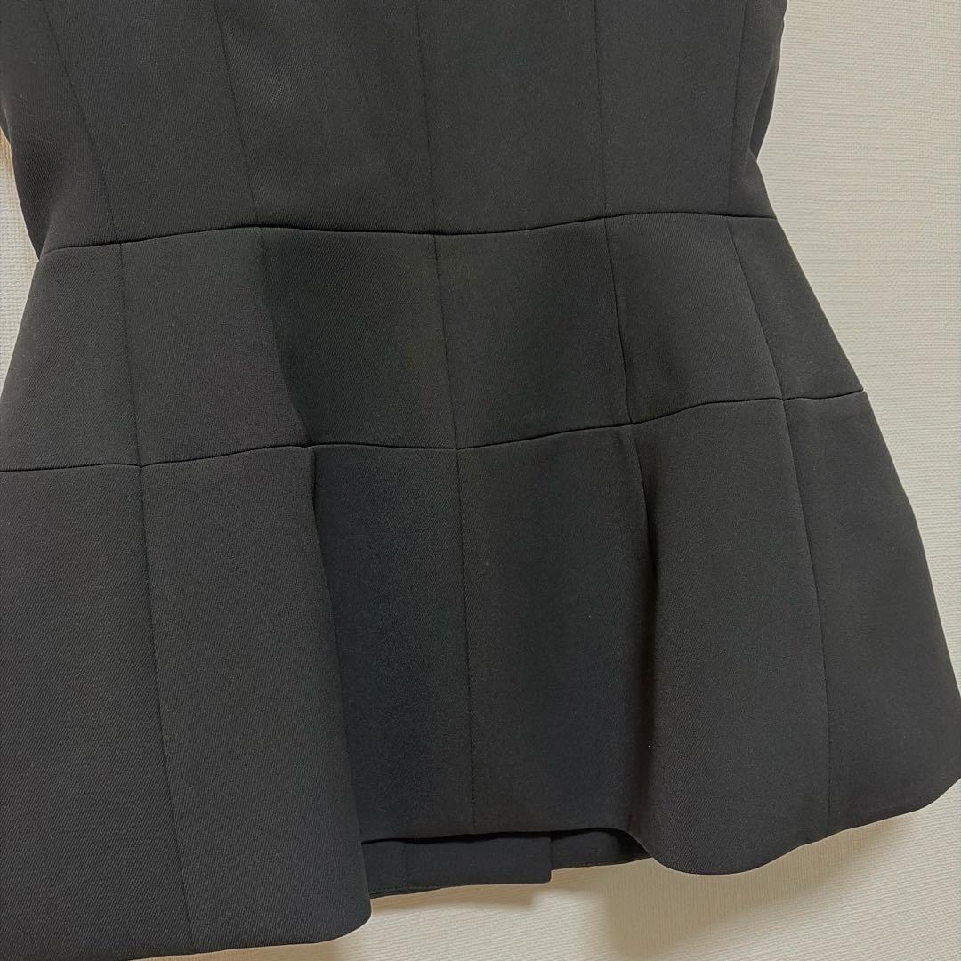 カデュネCADUNE 神崎恵さんコラボ ウエストマークジレ 38黒