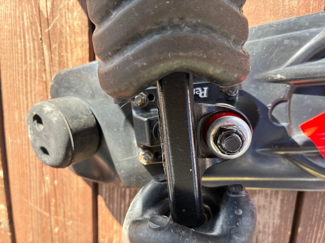 FESN コンプリート penny 22inch シャークウィール