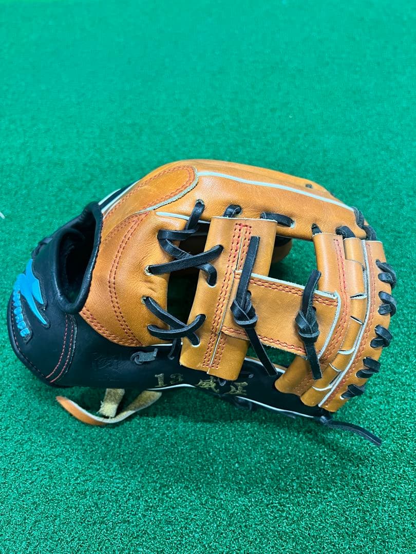 フィールドフォース　内野用グローブ　大谷カラー