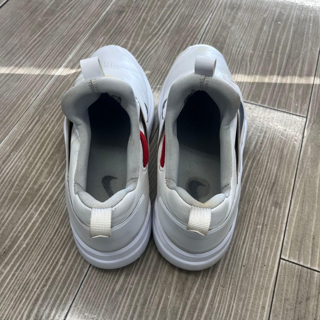 ナイキ　ツアープレミア