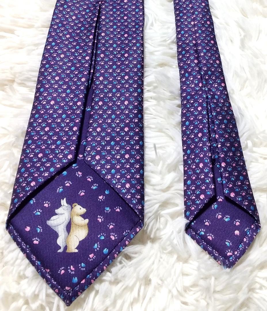 ★BVLGARI★　ネクタイ　シルク100％　パープル系　足跡柄