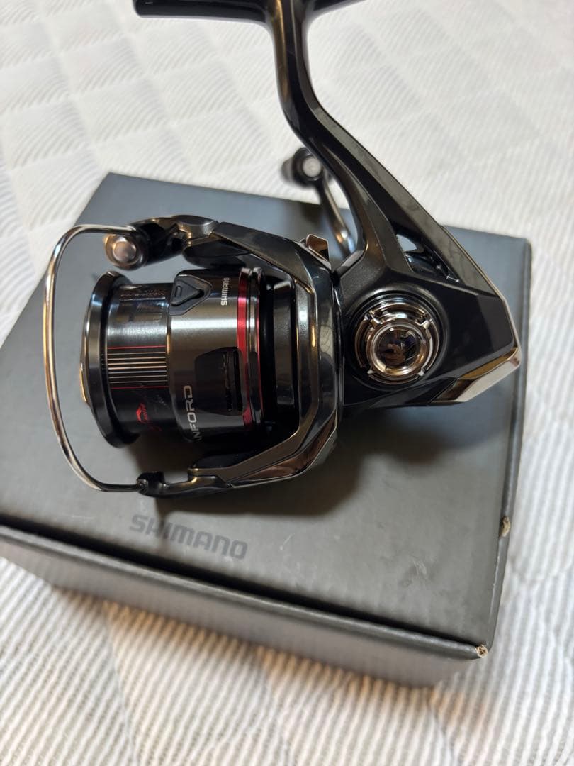 シマノ24ヴァンフォードC2000S未使用
