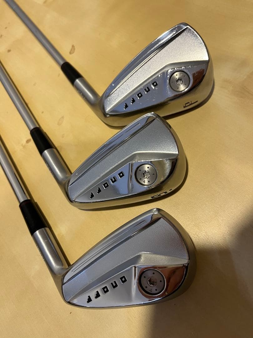 明日まで値引き　オノフ クロ アイアン 2024 #6〜PW モーダス105