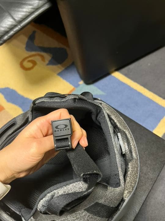 OAKLEY ヘルメット　MOD1 箱付き