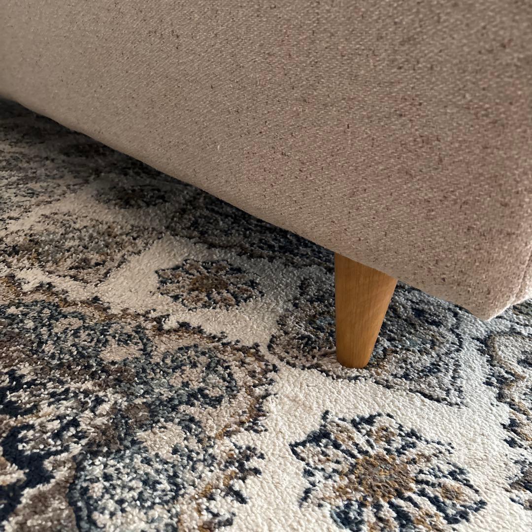 モダン ベージュ ファブリックソファ