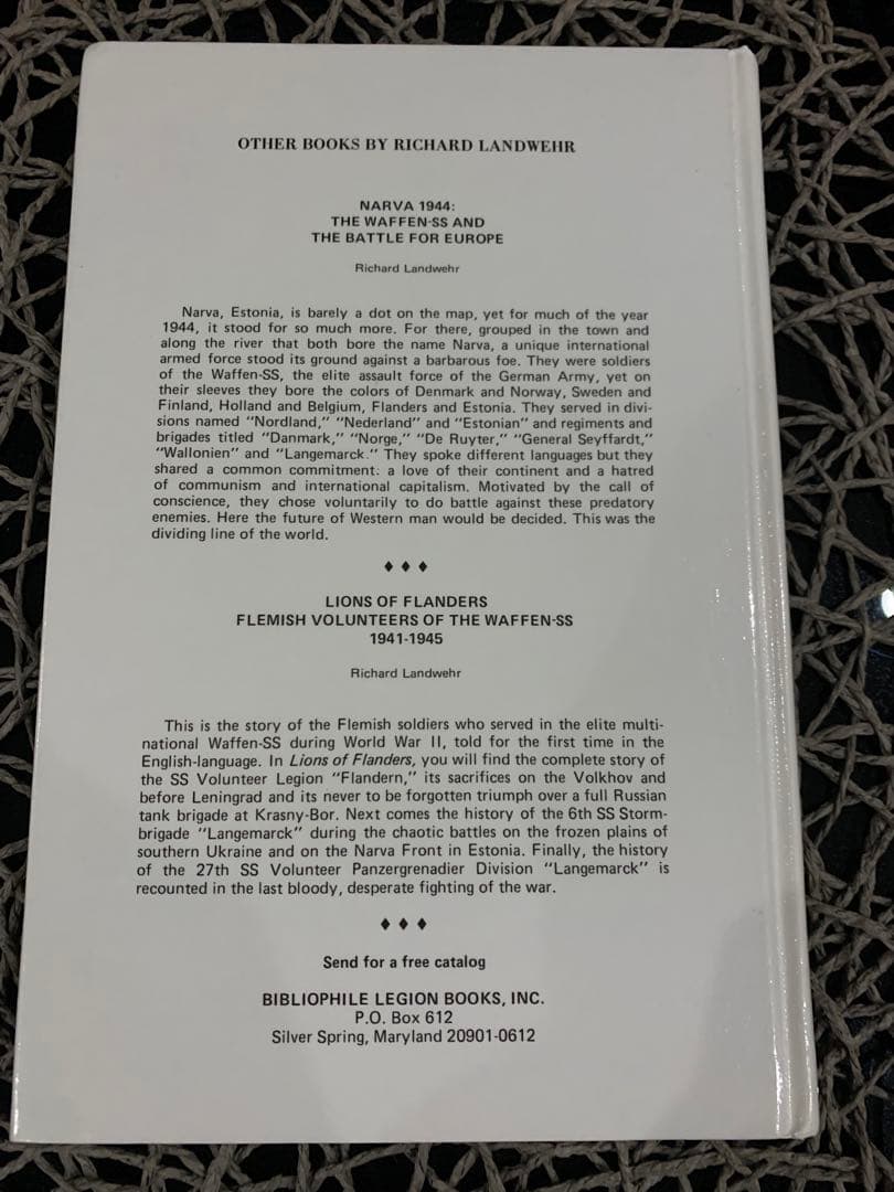 洋書 Fighting for Freedom