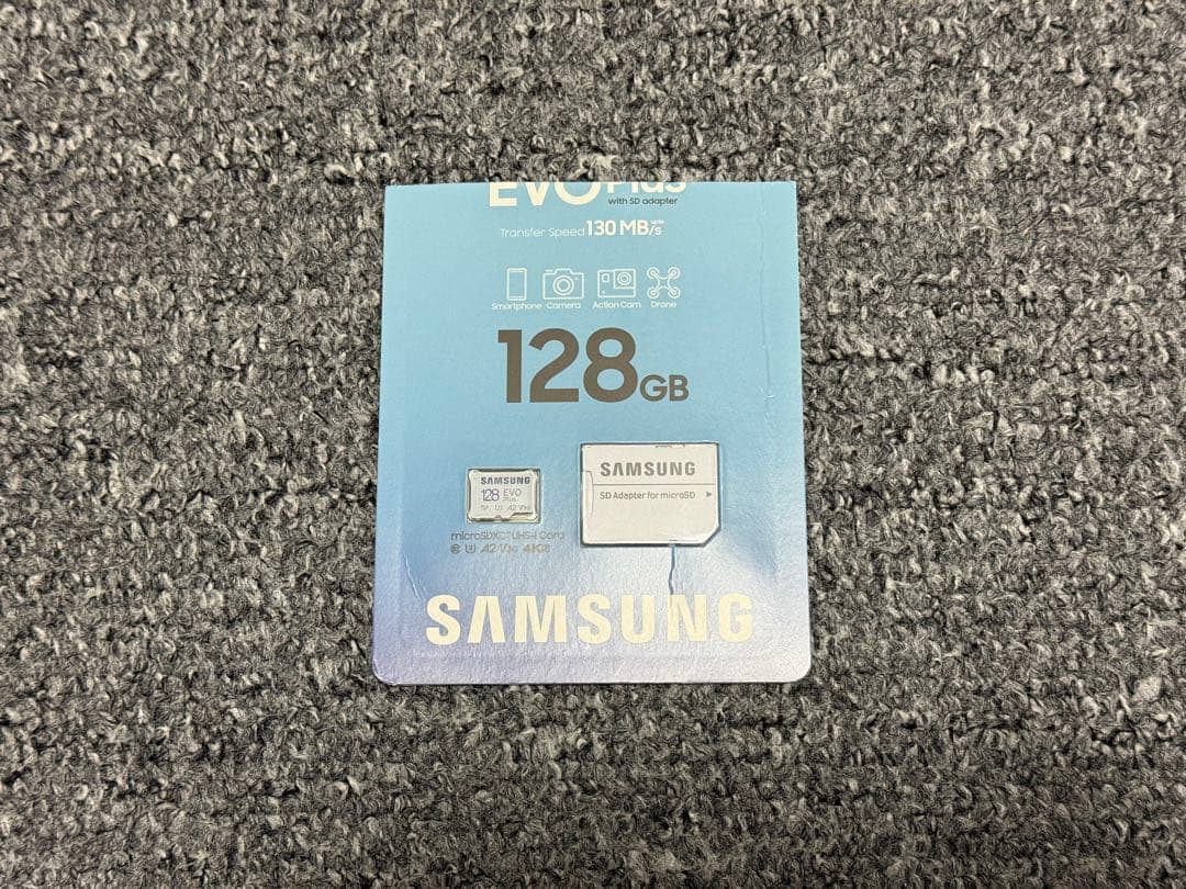 Nintendo Switch、ケース、メモリーカード