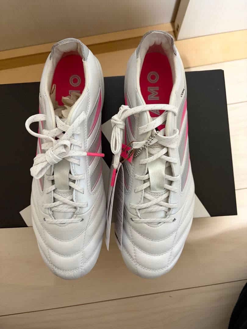 コパ アイコン2 ELITE HG/AG ジャパン KM26センチ